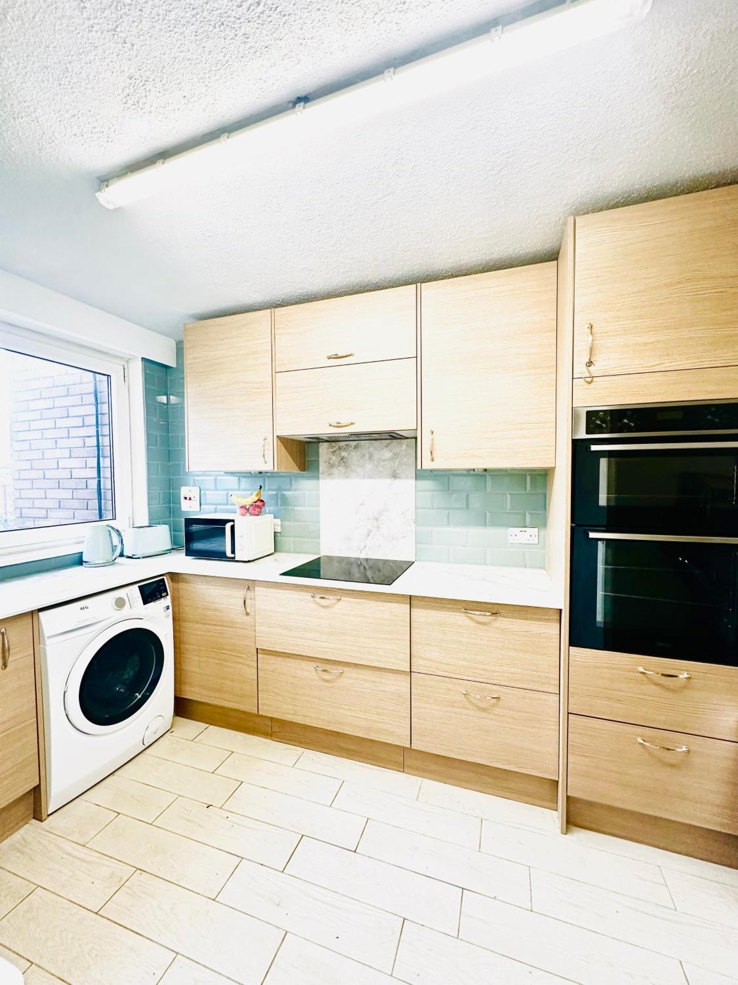 K Court , 18 Apartment Лондон Екстериор снимка